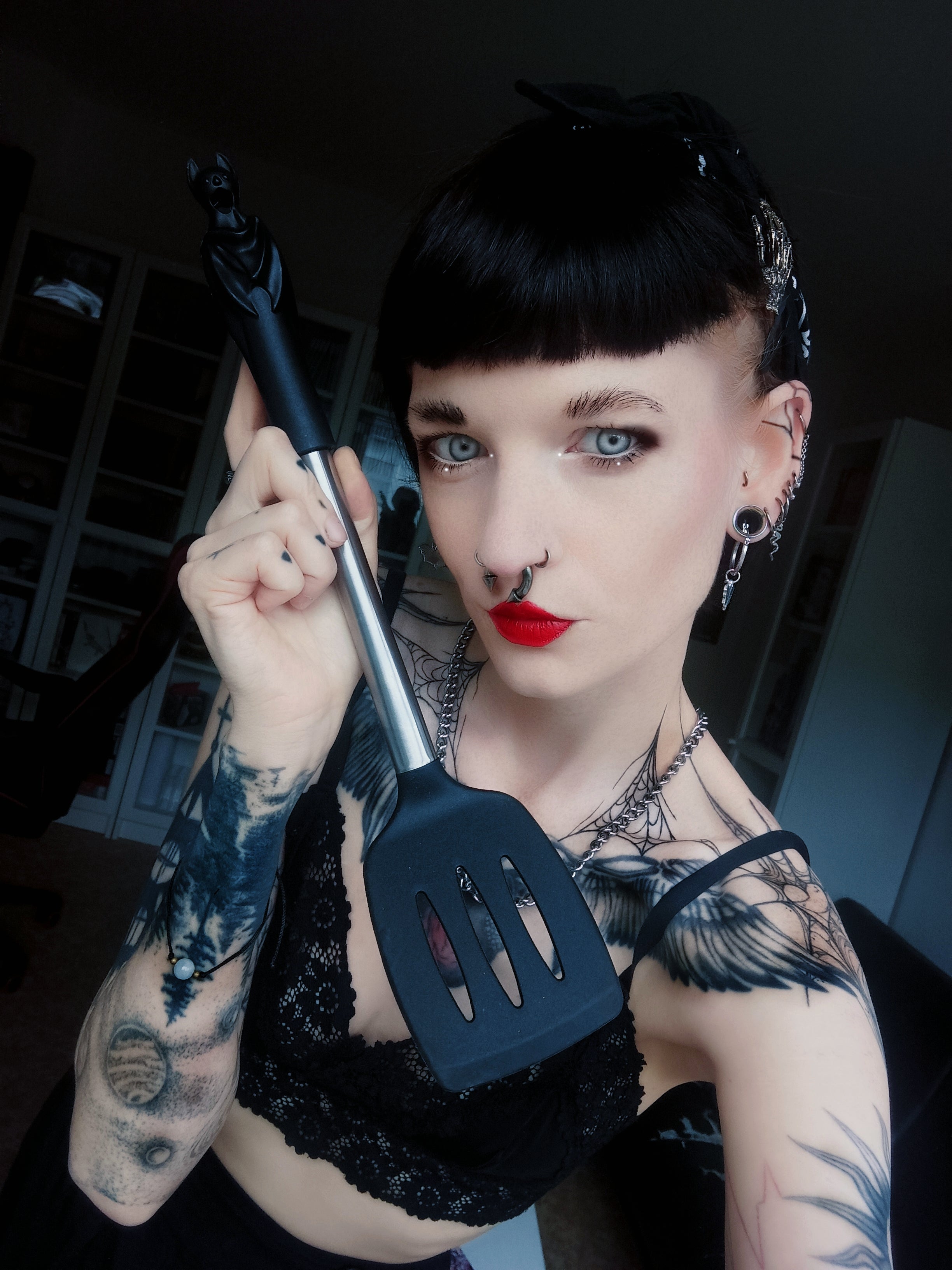 Alchemy Gothic Black Bat Spatula