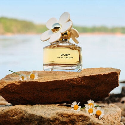 Marc Jacobs Daisy Eau de Toilette Spray 50ml
