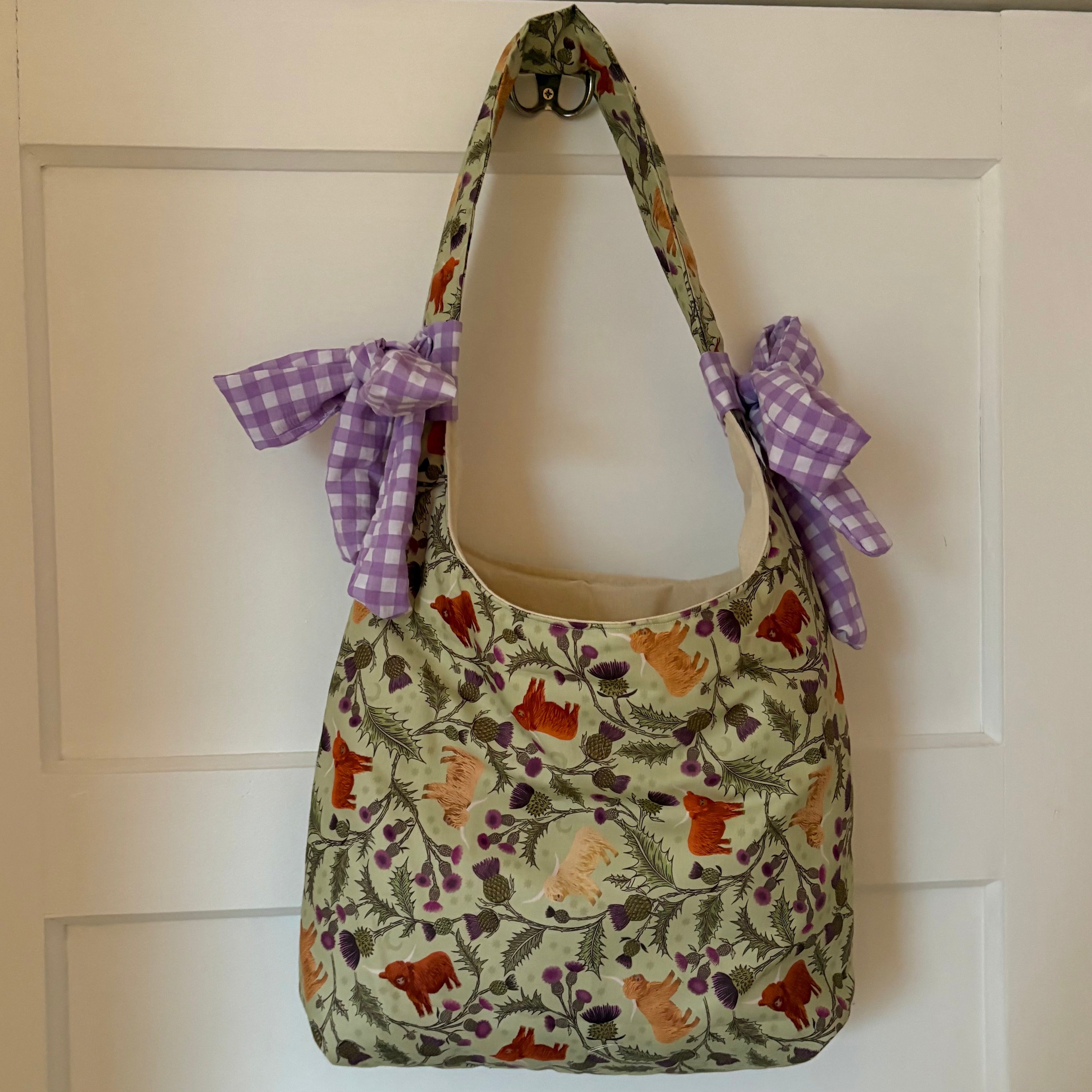 Handmade Scottish highland cow bow padded tote bag