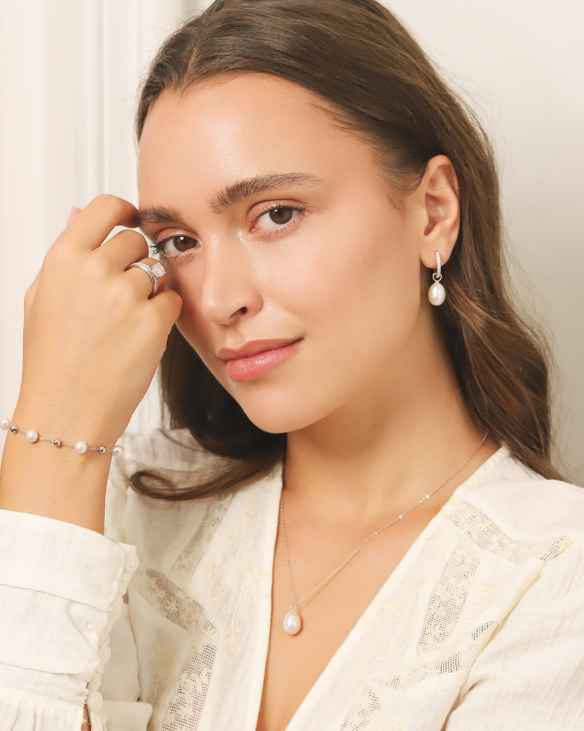 Timeless Pearl Jewellery Set in Sterling Silver