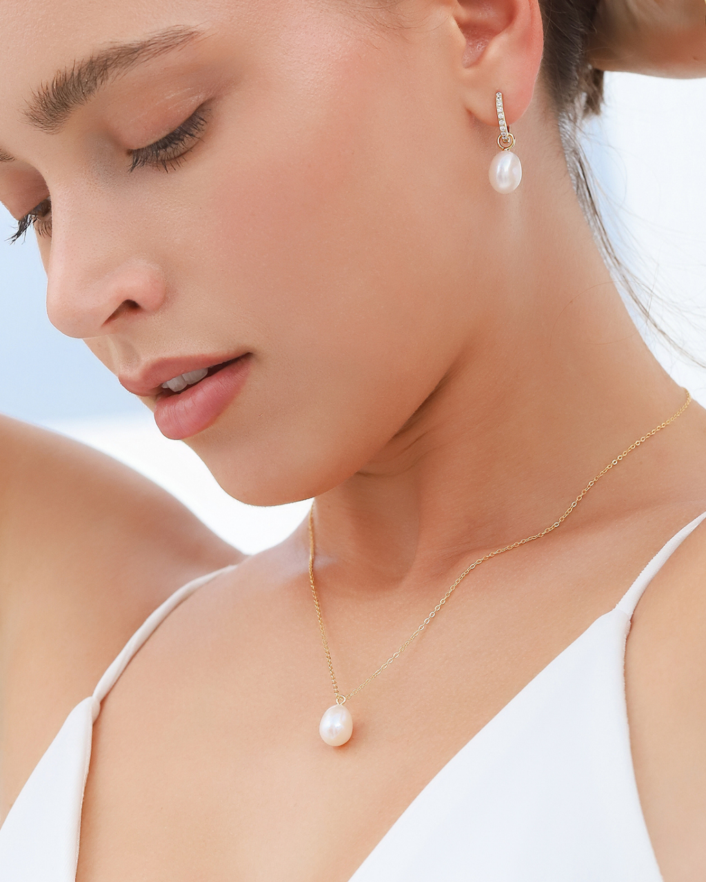 Pearl & Moissanite Bridal Jewellery Set in 18k Gold Vermeil