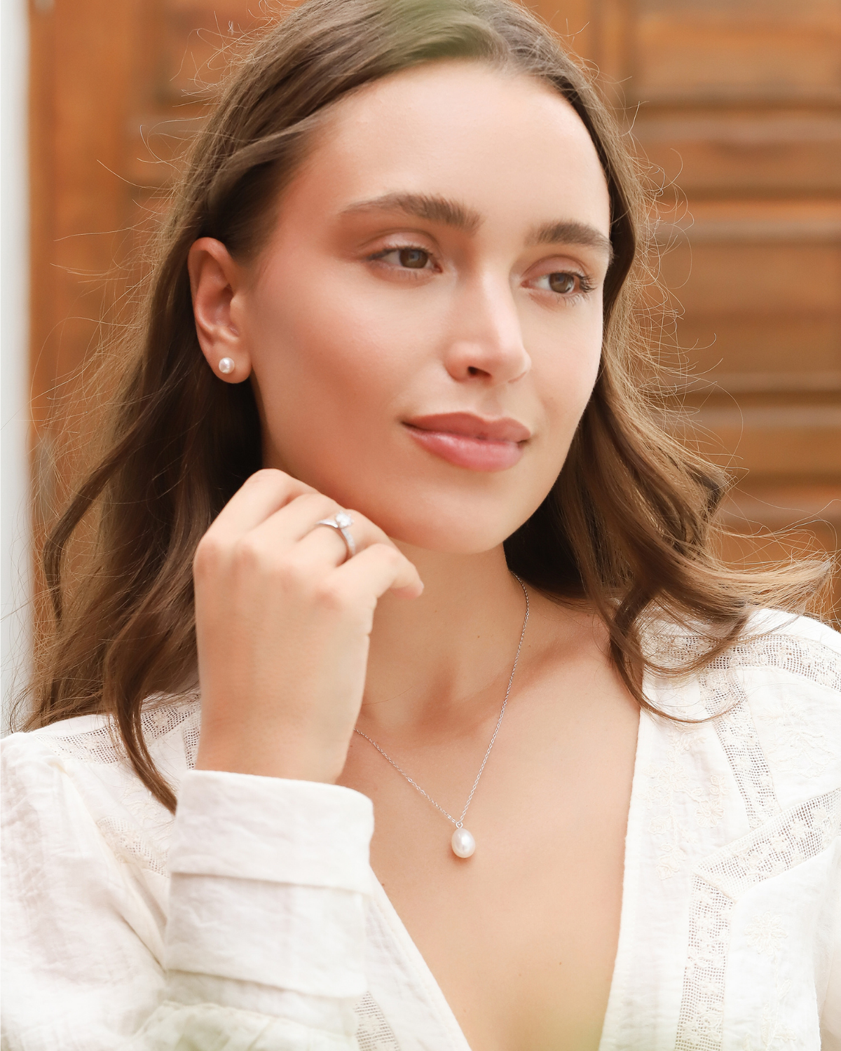 Freshwater Pearl Stud Earrings in Gold