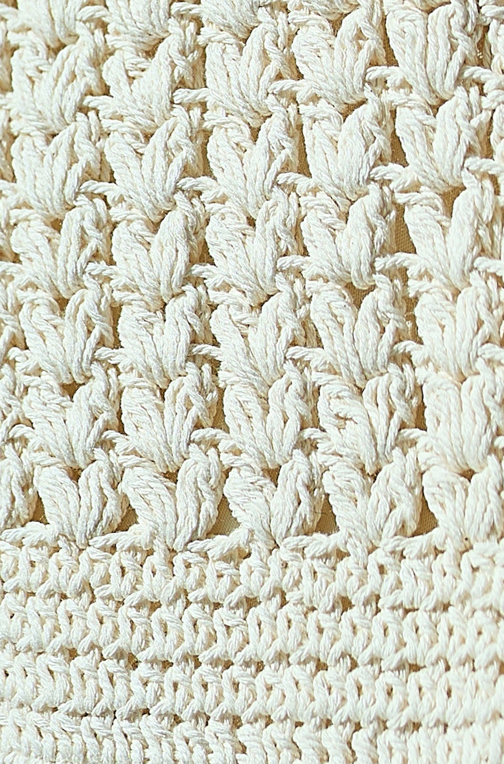 Yumi Ivory Crochet Small Cross Body