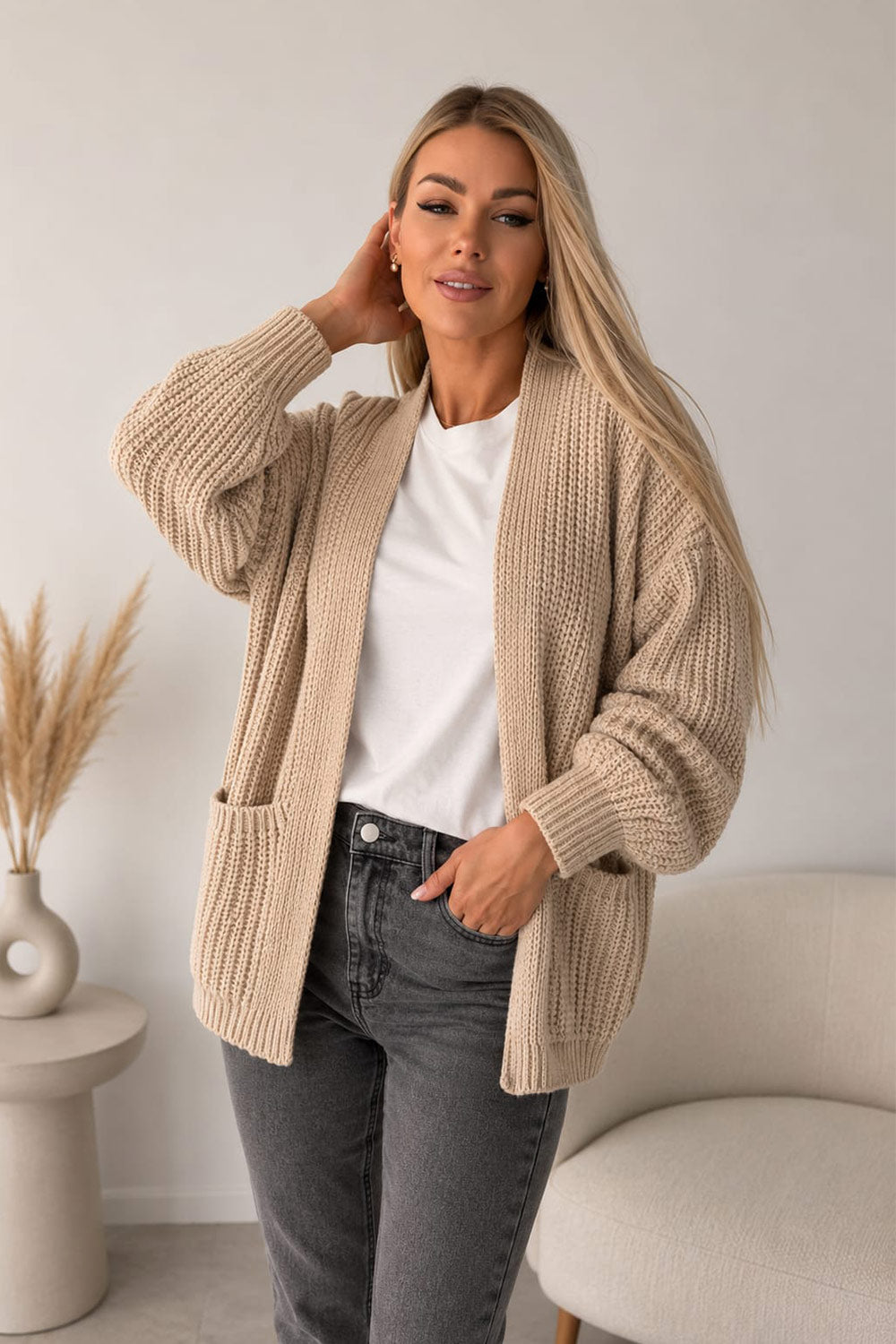 Ladies Over-sized Cropped Short Balloon Pocket Knitted Cardigan