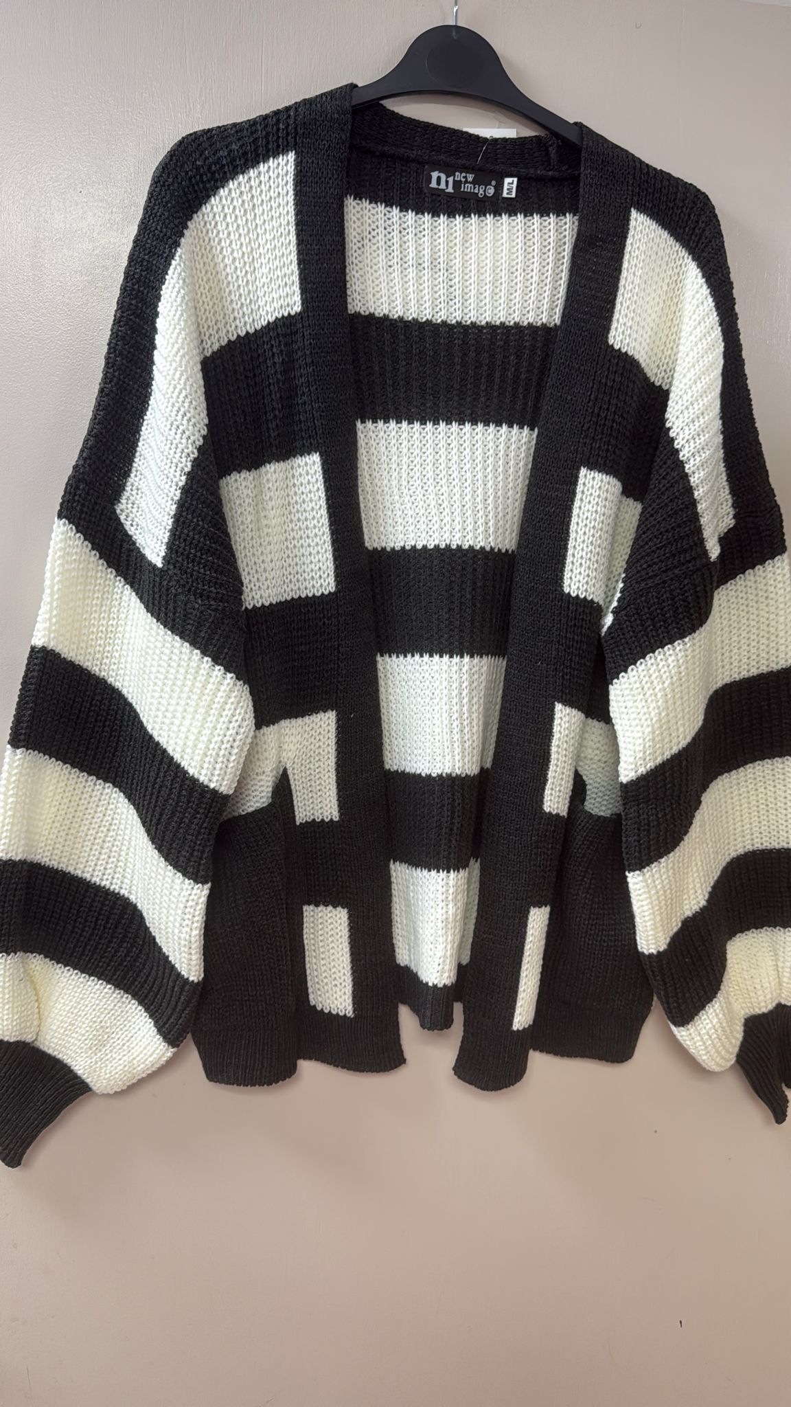 Knitted Stripped Balloon Sleeve Cropped Cardigan