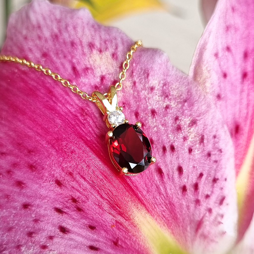 Garnet Pendant Necklace in 18k Gold Vermeil