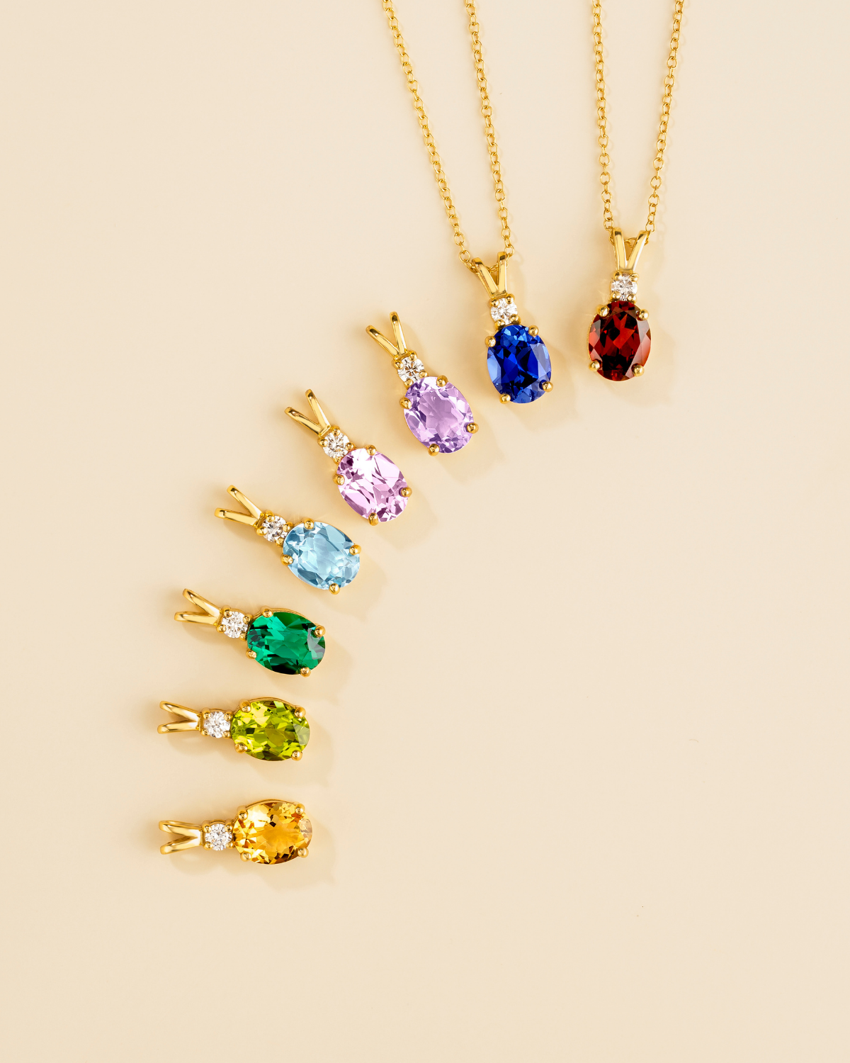 Blue Sapphire Pendant Necklace in 18k Gold Vermeil