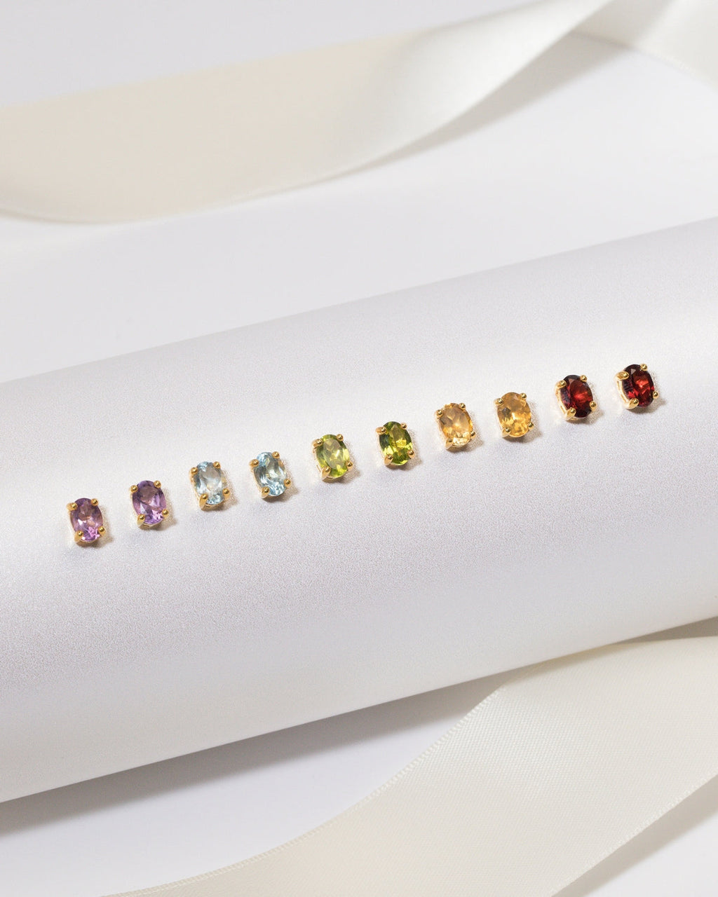 Peridot Oval Stud Earrings in 18k Gold Vermeil
