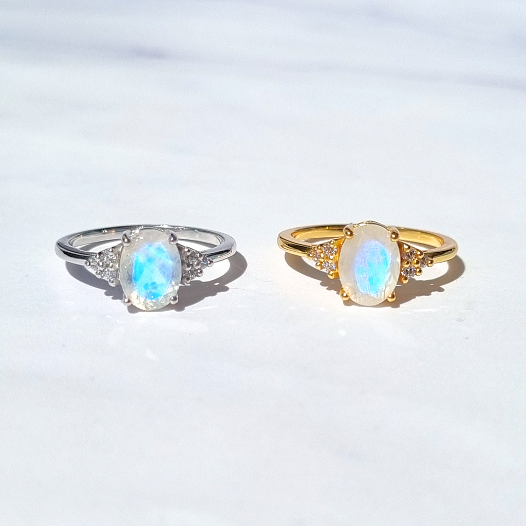 Rainbow Moonstone Ring in Sterling Silver (Oval Cut)