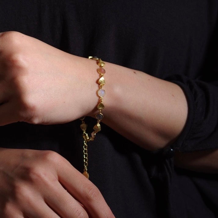 Gold Sara Mixed Gemstone Bracelet: Peach Moonstone, Labradorite & Moonstone