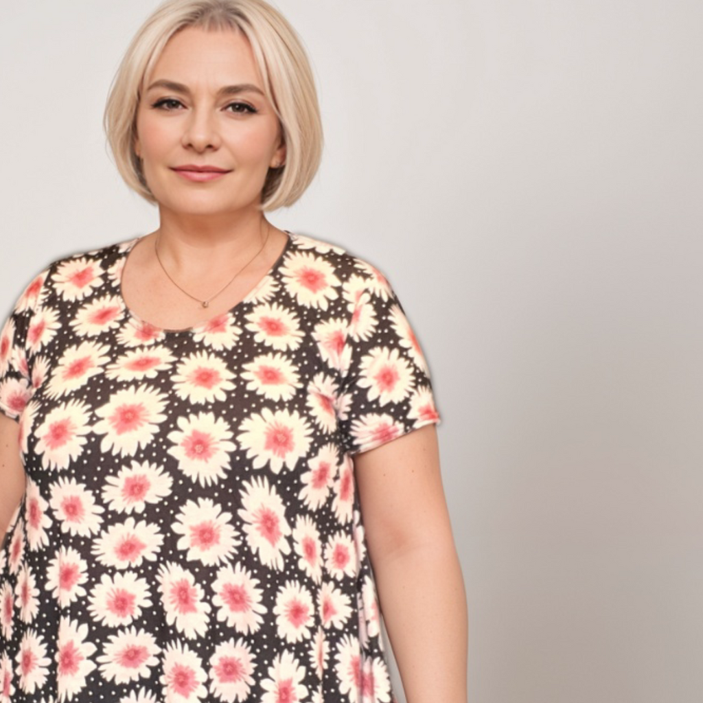 Daisy Print Swing Top with Hanky Hem