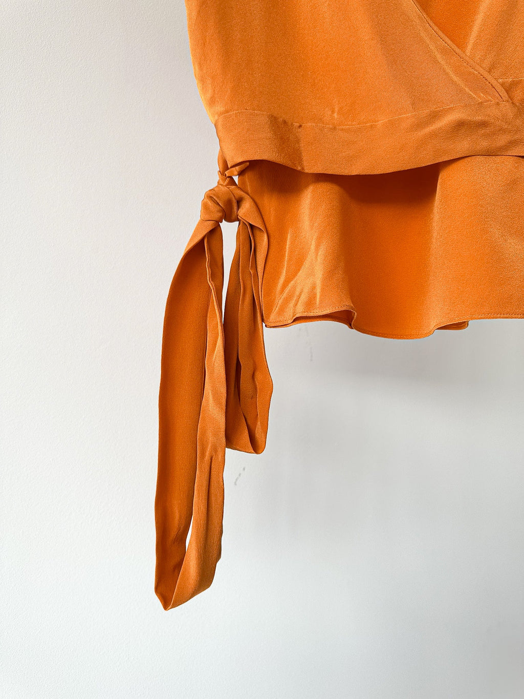 Diane Von Furstenberg DVF Orange Crepe De Chine Silk Wrap Blouse Top