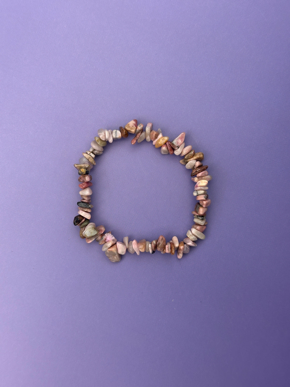 Rhodonite - Crystal chip bracelet
