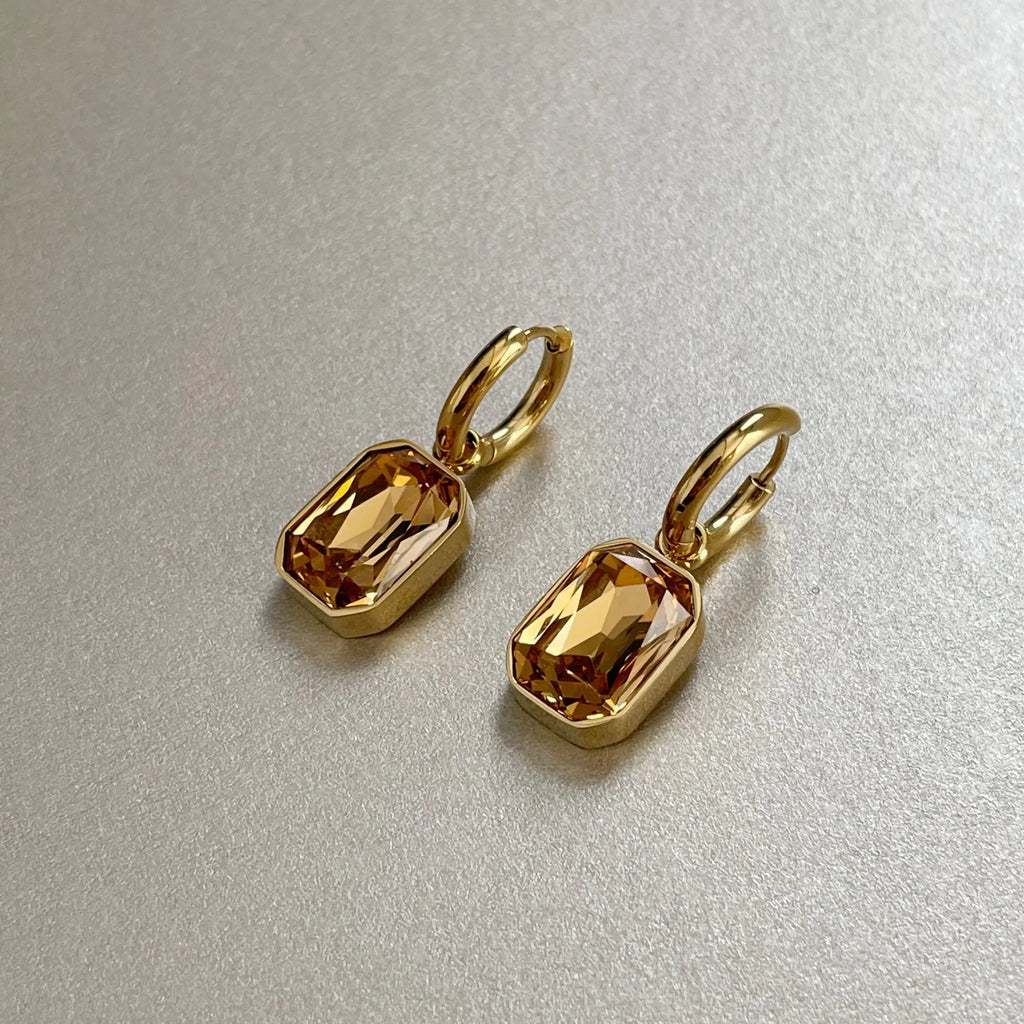 Rani Luxe 18k Gold Plated Amber Jewel Earrings