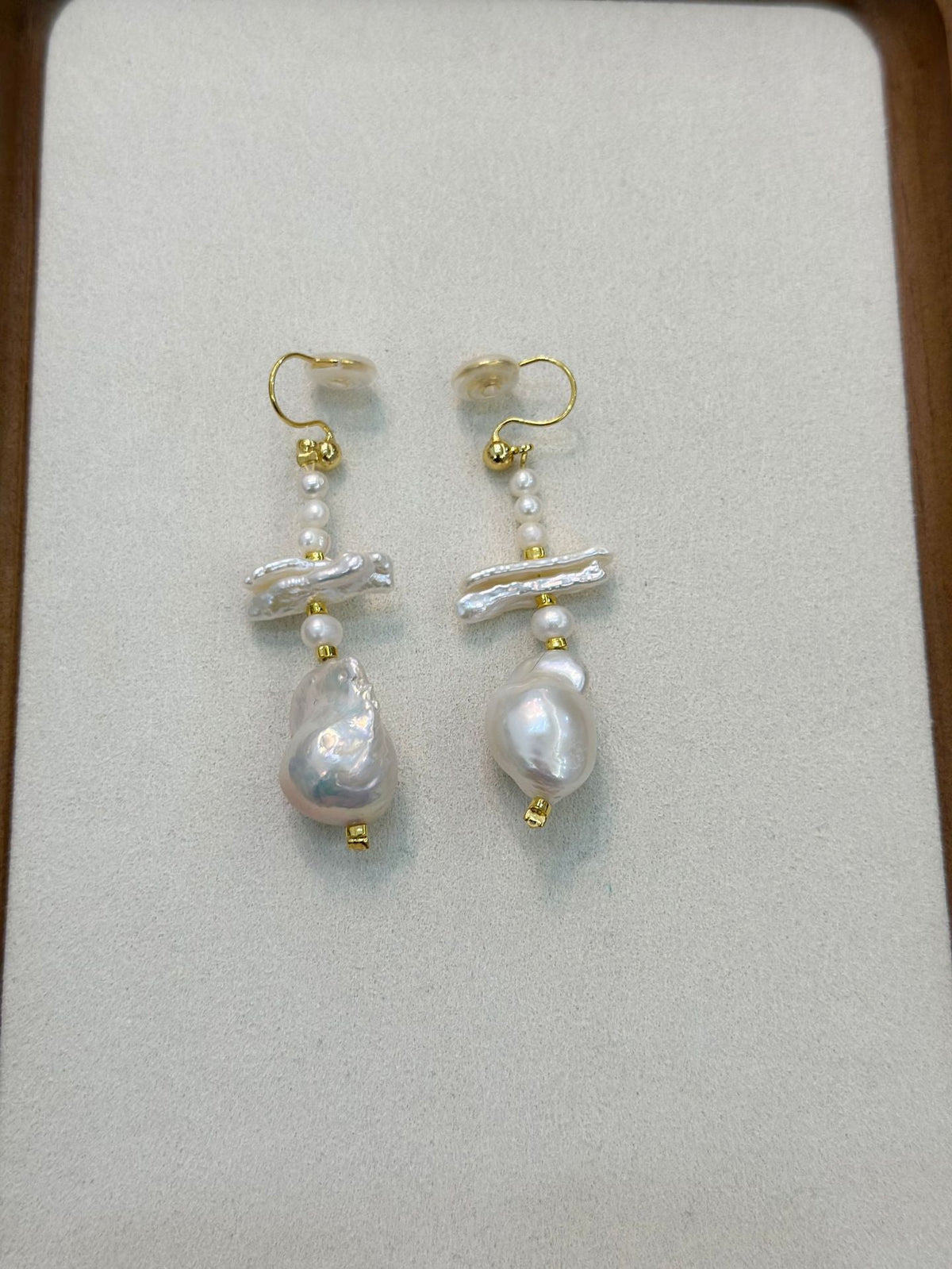 Jekira Baroque Pearl Short Ear Clips – 18K Gold-Plated