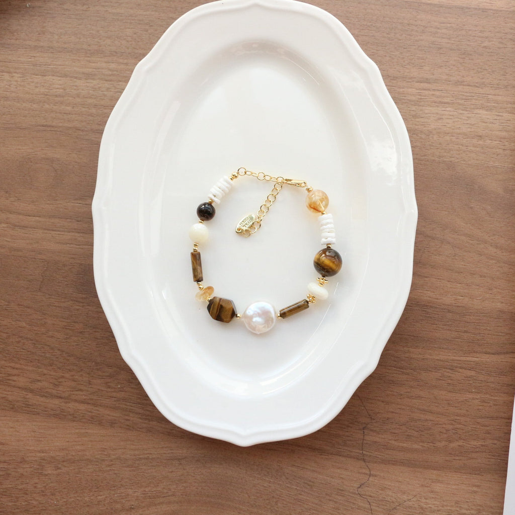 Jekira Tiger’s Eye & Baroque Pearl Bracelet