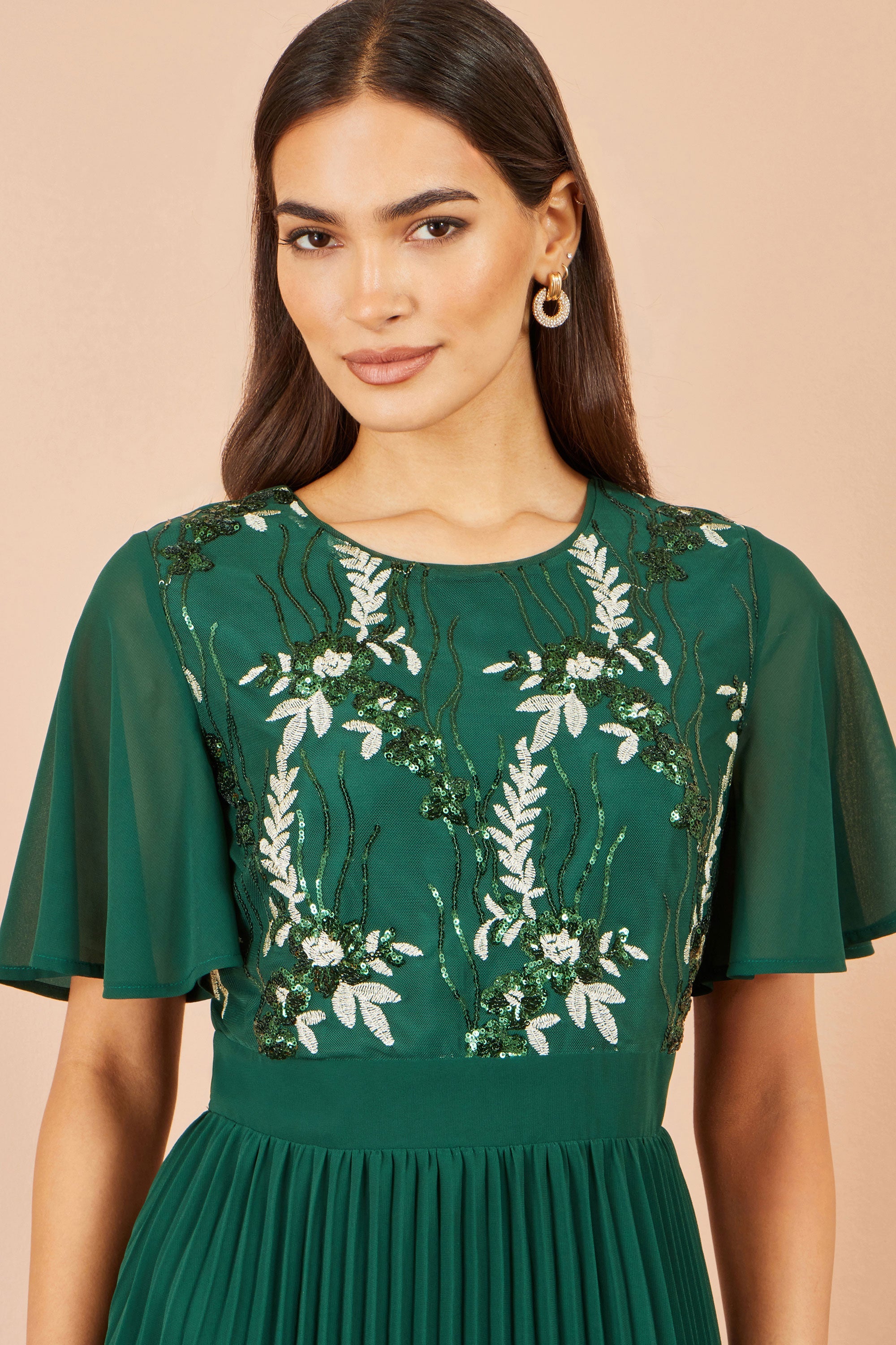 Yumi Green Sequin Embroidered Pleated Midi Dress