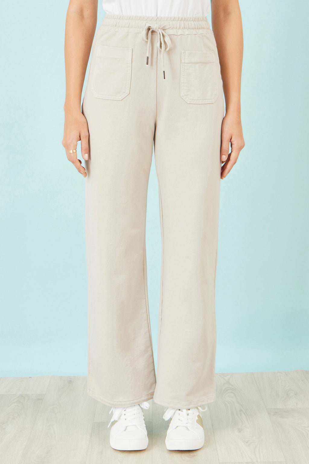Yumi Cream Relaxed Stretch Wide Leg Trousers With Pockets