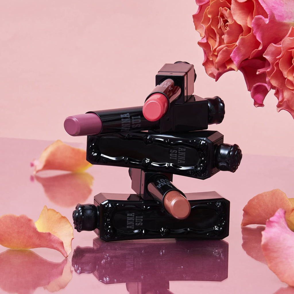 ANNA SUI Lipstick Rouge – Smooth Fit Texture, Vibrant Color, Long-Lasting Shine & Moisture (0.12 oz)