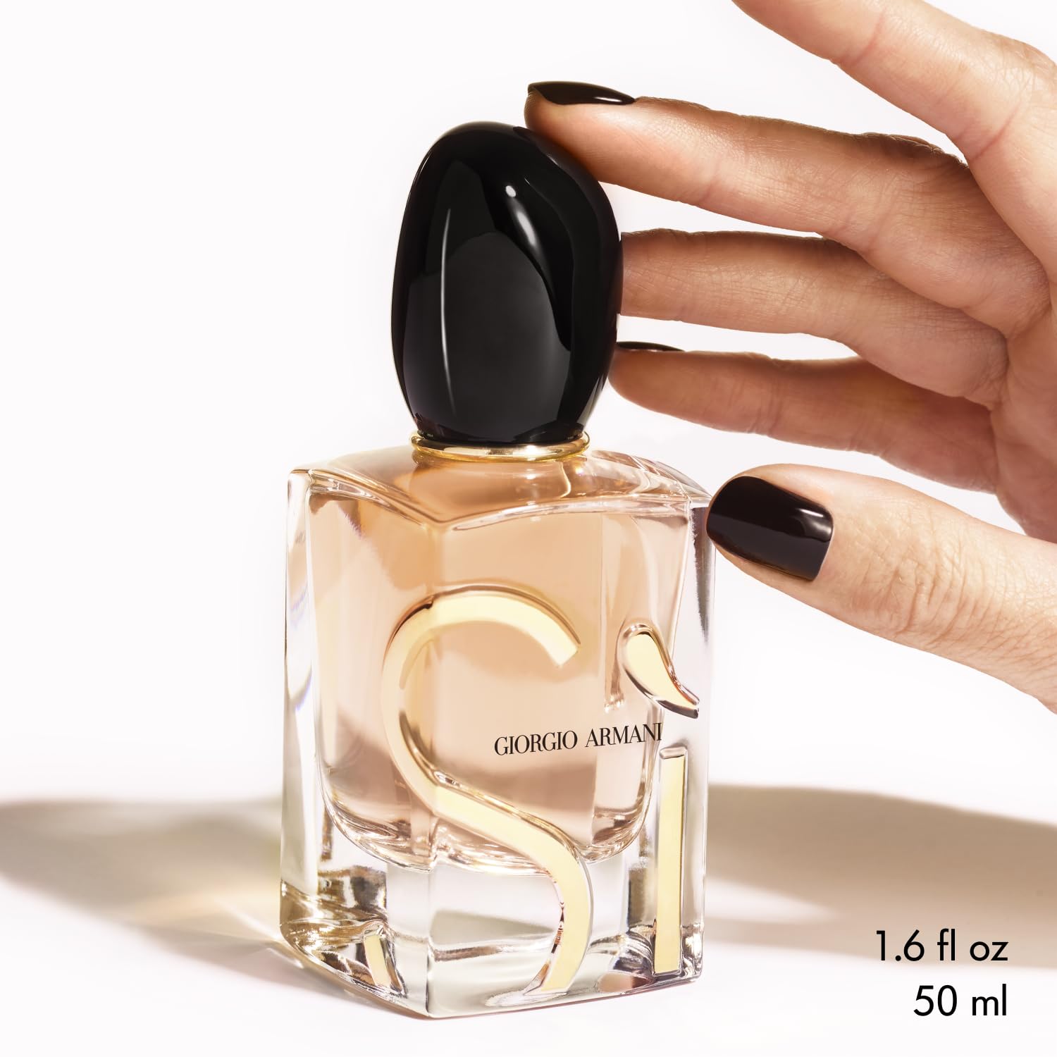 Armani Beauty Sì Eau de Parfum for Women – Modern Chypre with Blackcurrant Nectar | 3.3 Fl Oz