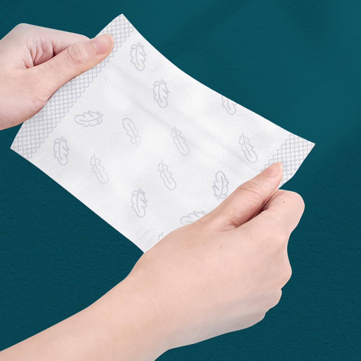 Aturmon Small Soft Facial Tissue — 4-Ply, 4 Packs, 1,920 Sheets, Bag Cover
