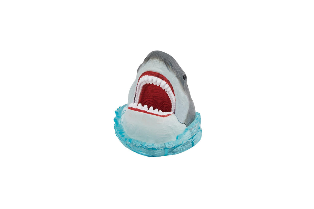 BANDAI Bikkura Egg Jaws Bath Theater Fear MAX – Color Changing Bath Experience