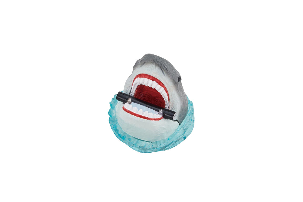 BANDAI Bikkura Egg Jaws Bath Theater Fear MAX – Color Changing Bath Experience