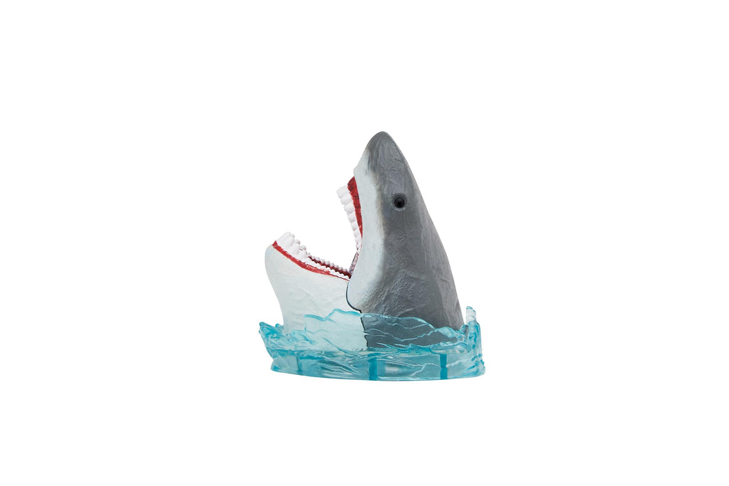 BANDAI Bikkura Egg Jaws Bath Theater Fear MAX – Color Changing Bath Experience