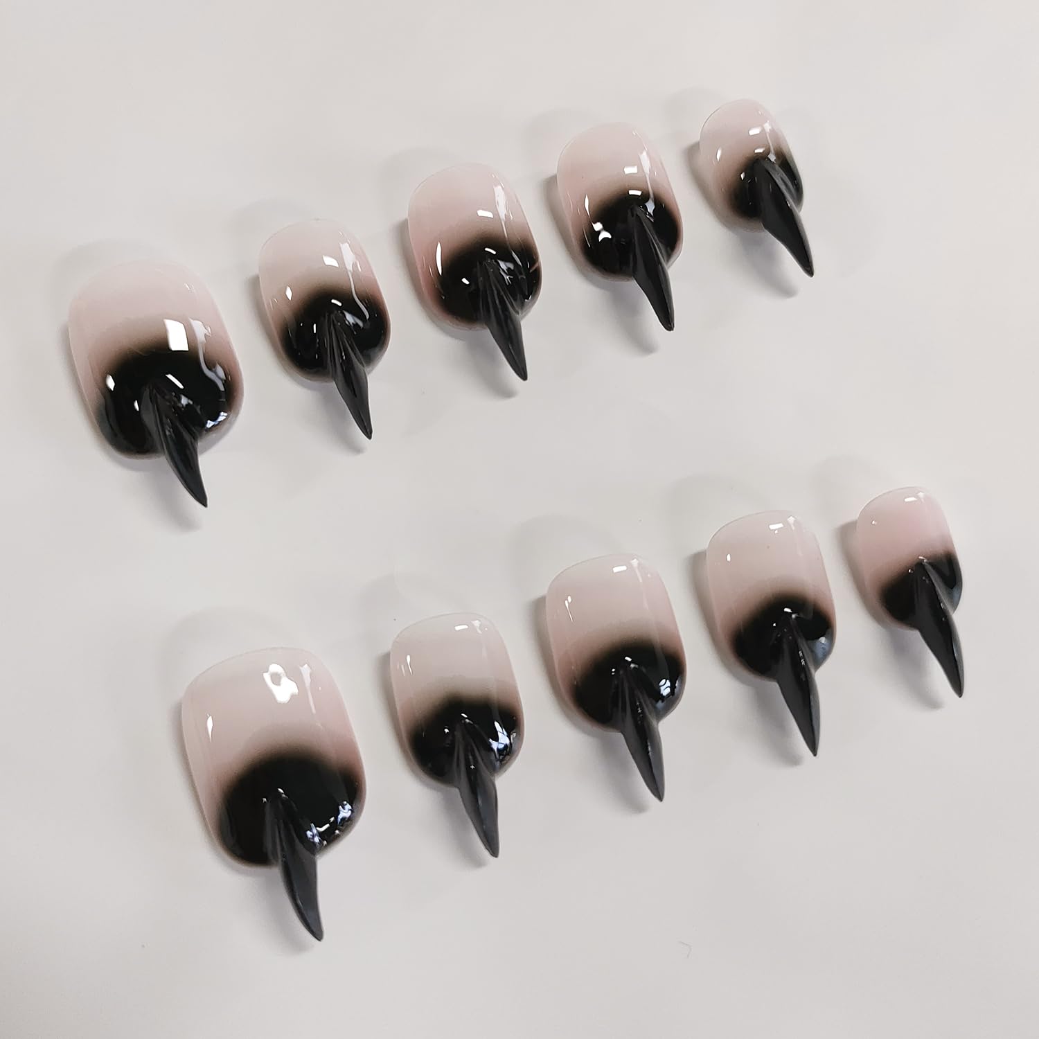 BRKYKGK Cat Claw Press On Nails – Short Stiletto Black Eagle Claw, Glossy Thick Acrylic, 10Pcs