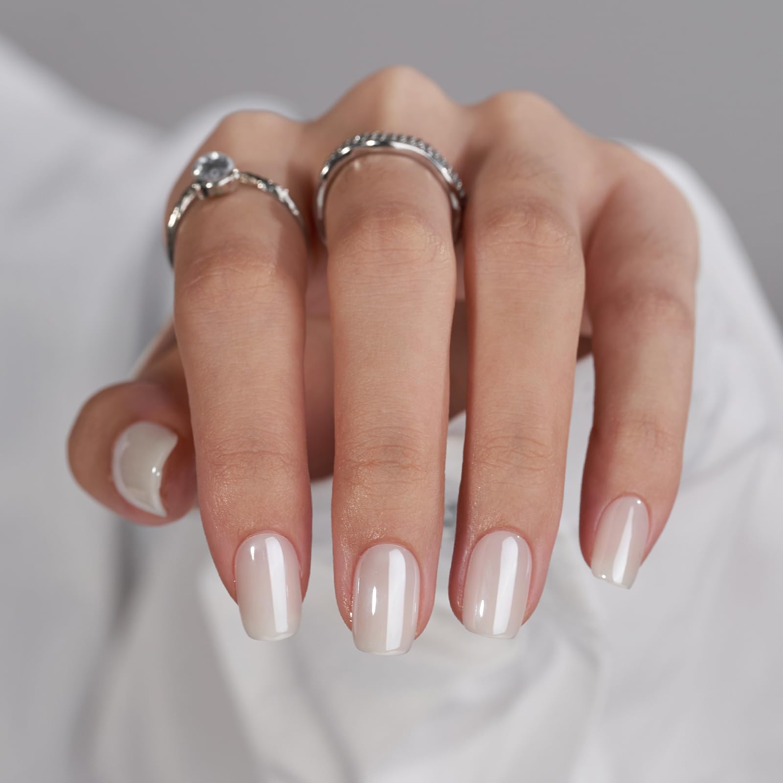 BTArtbox Short Press On Nails – Vanilla Glazed, White Soft Gel, 15 Sizes, 30 Nails