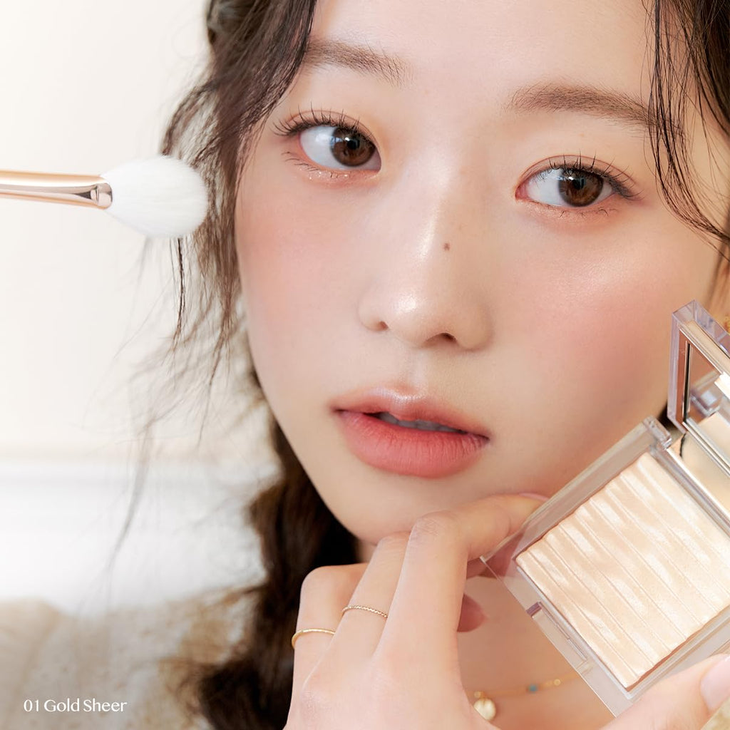 CLIO PRISM HIGHLIGHTER 01 GOLD SHEER – Radiant, Buildable Glow | CLIO PROFESSIONAL