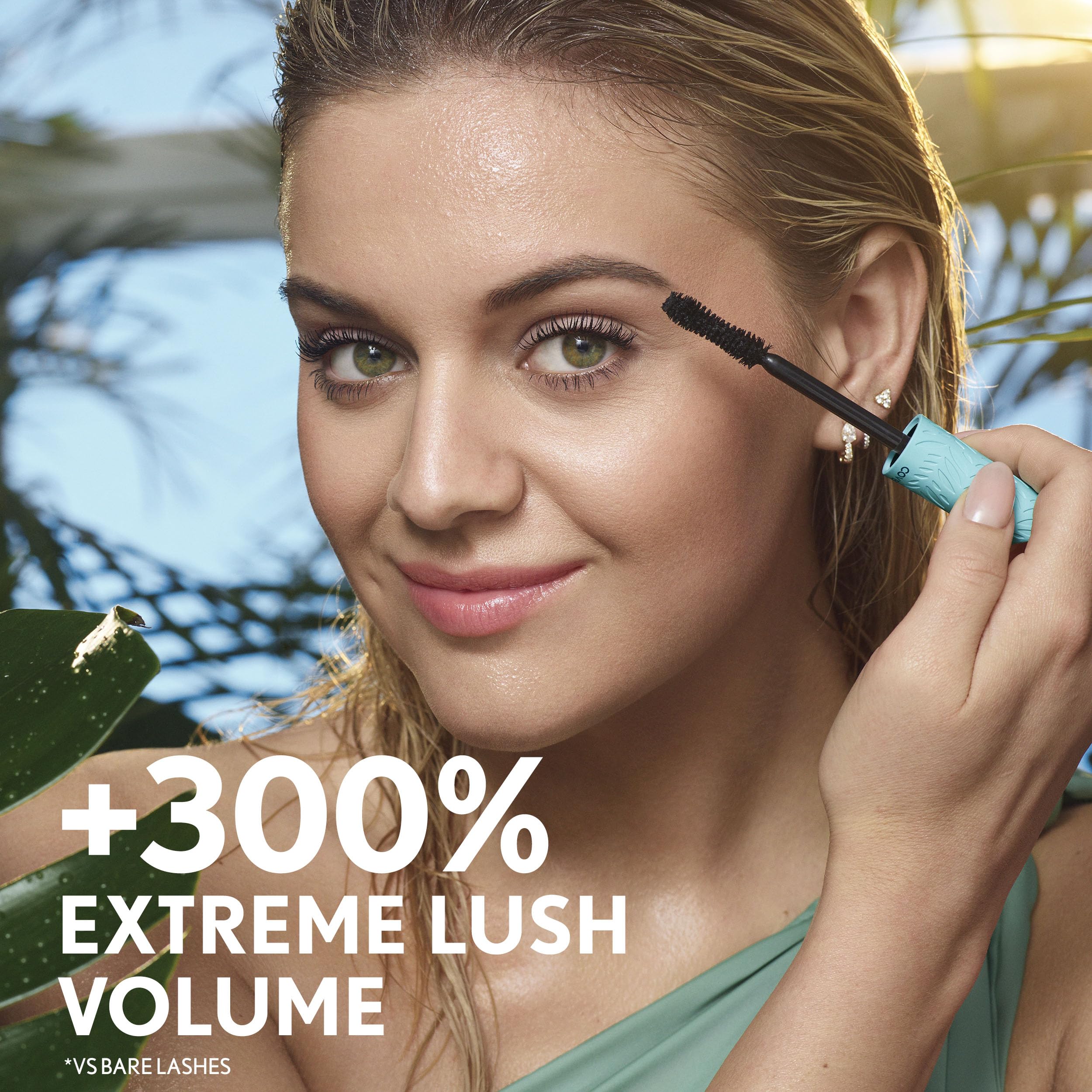 CoverGirl Lash Blast Cleantopia Waterproof Mascara – Volumizing, Transfer-Proof, Aloe Leaf Extract & Vitamin E