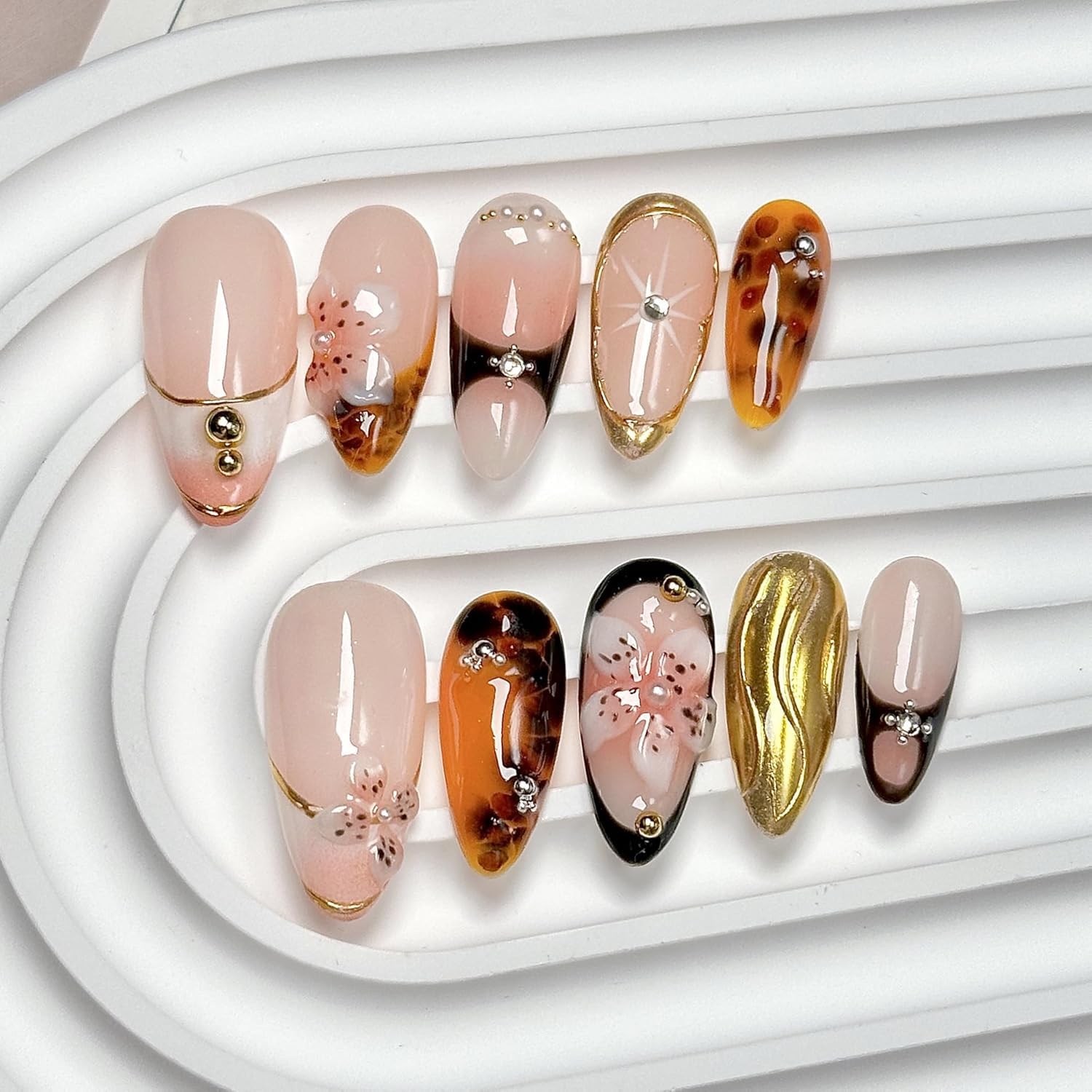 CTTHNBD Medium Almond Press-On Nails – Brown Gold Flower Design (Size M)