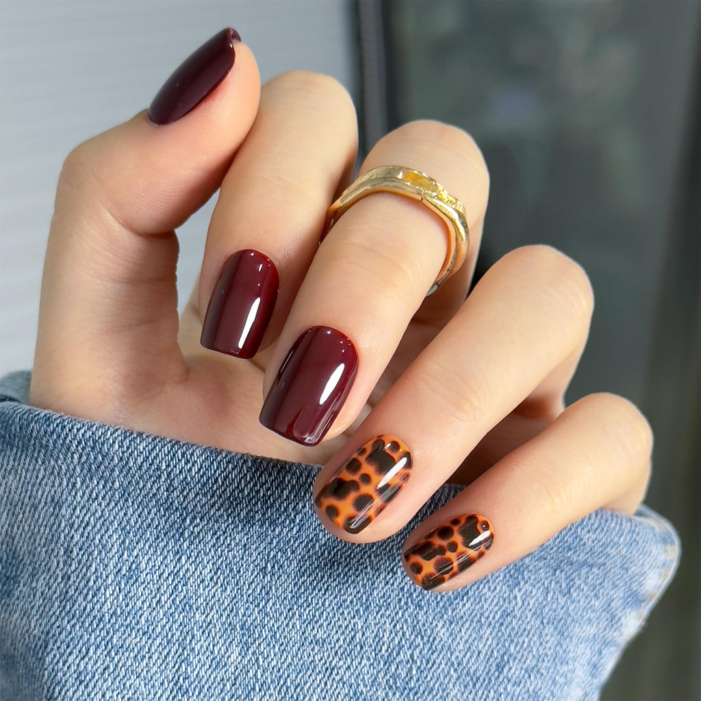 CurvLife Press On Nails – 30Pcs Soft Gel Nails, Reusable Glue On Kit, Natural Fit & Salon-Quality (Fierce Chic)