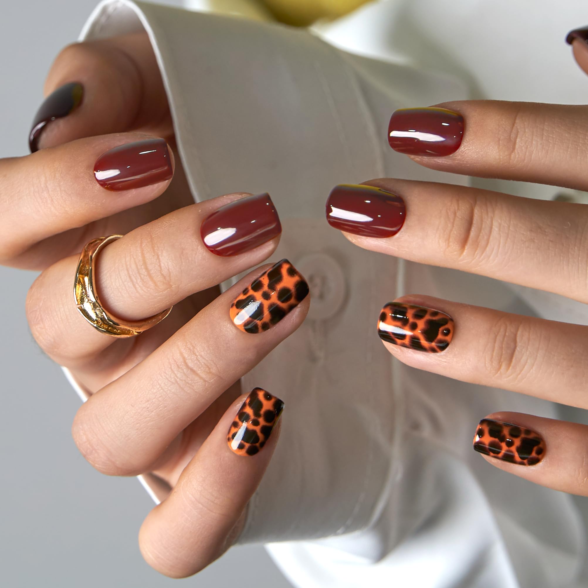 CurvLife Press On Nails – 30Pcs Soft Gel Nails, Reusable Glue On Kit, Natural Fit & Salon-Quality (Fierce Chic)