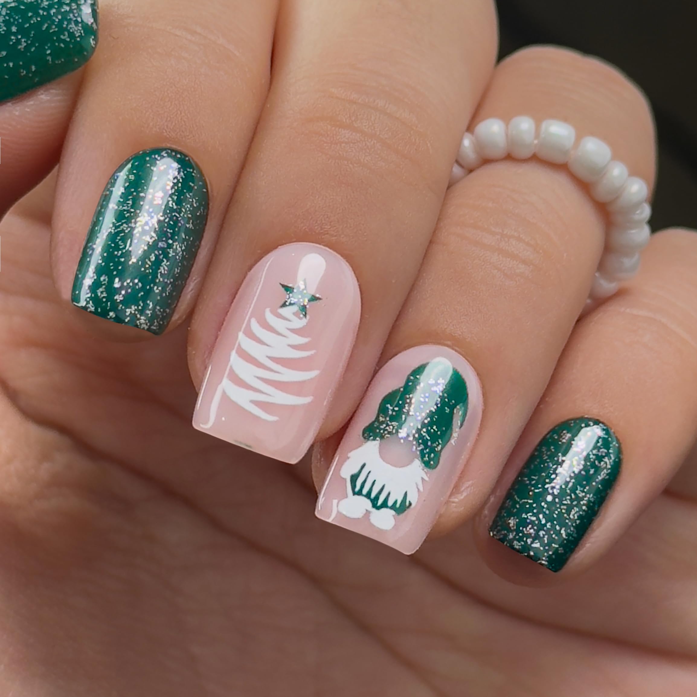 Curvlife Press on Nails – Green Christmas Design, 32pcs | Reusable Gel Nail Kit
