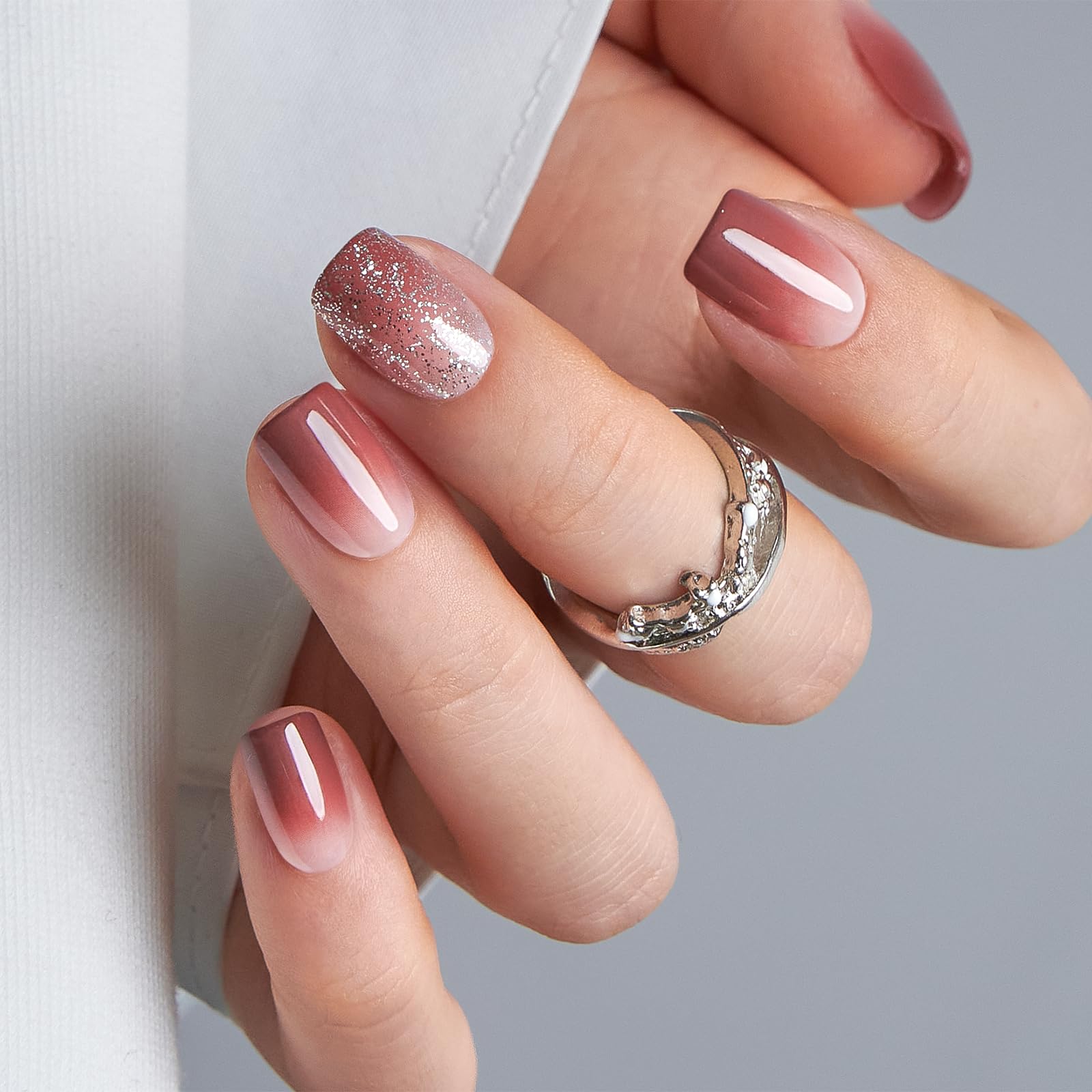 Curvlife Soft Gel Press-On Nails Misty Pink – Short Square Full-Cover Nail Kit (30 Pcs)
