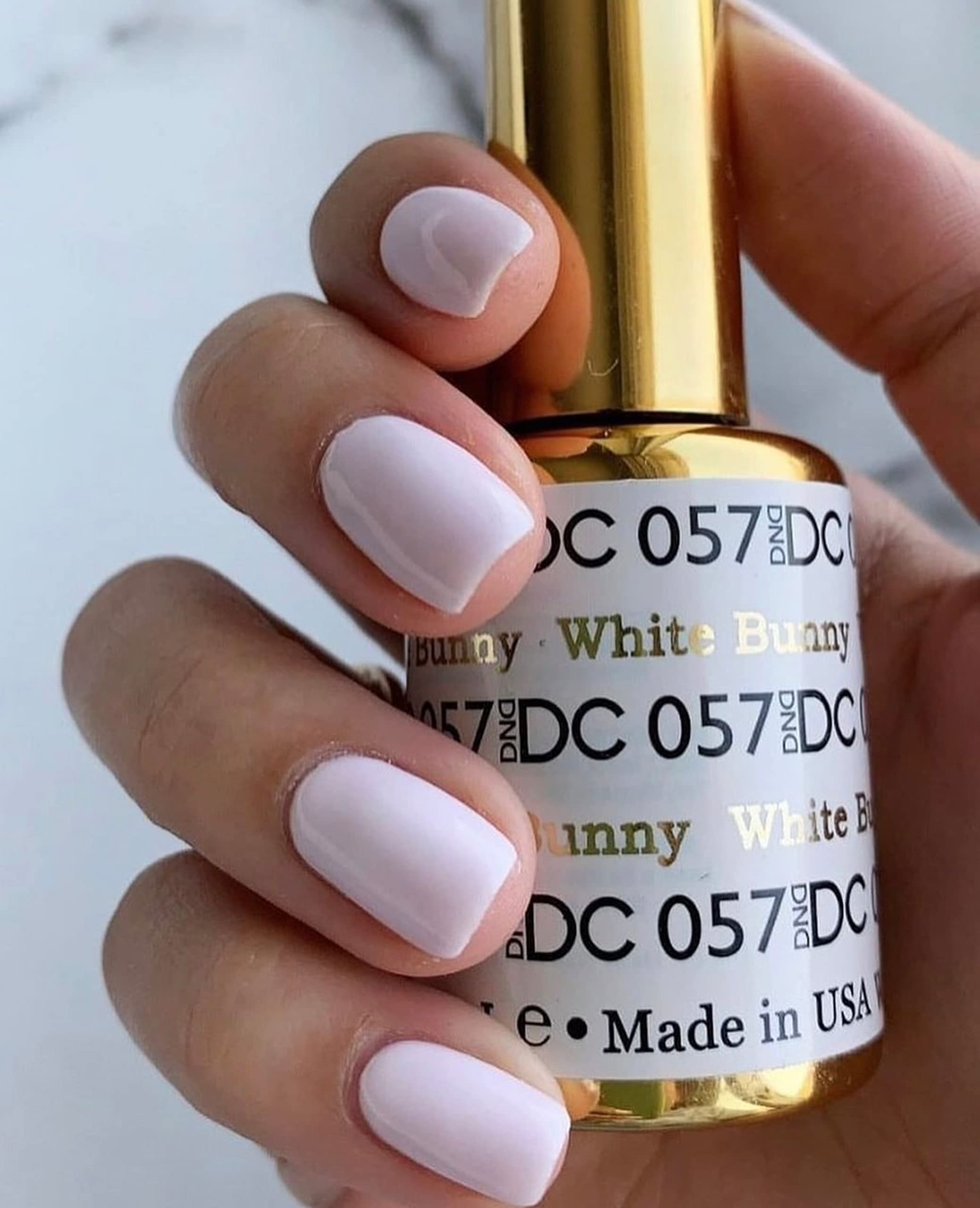 DND DC Gel Polish Set – White Collection | UV/LED Gel Polish & Air Dry Lacquer 057 White Bunny