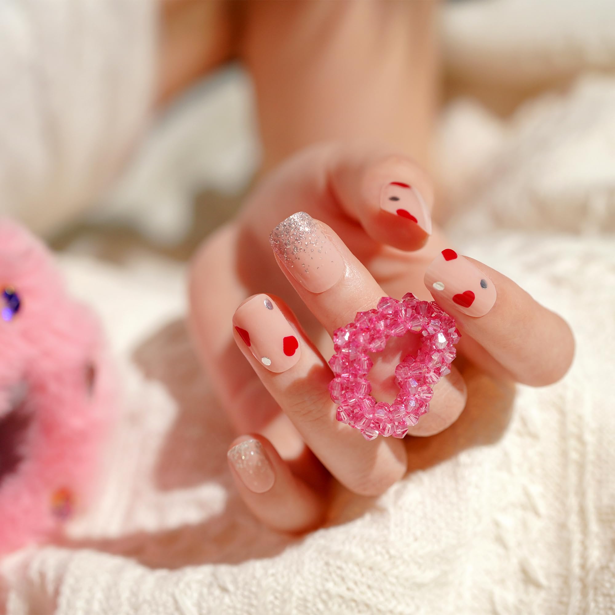 DANNI & TONI Heart Valentine Semi-Cured Gel Nail Strips – 28 Nail Wraps