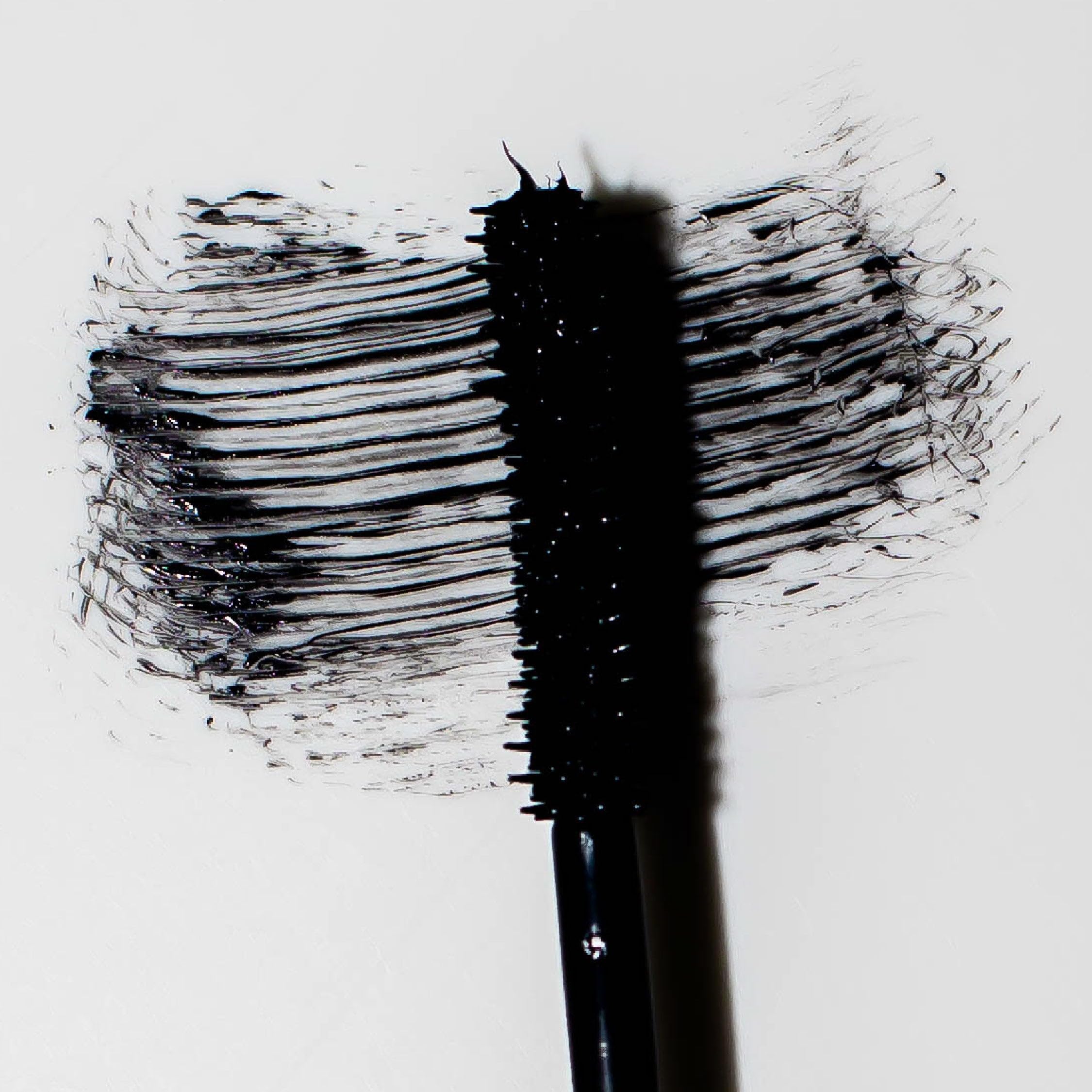 Dr. Lara Devgan Scientific Beauty Extreme Lengthening Mascara – 0.33 fl oz