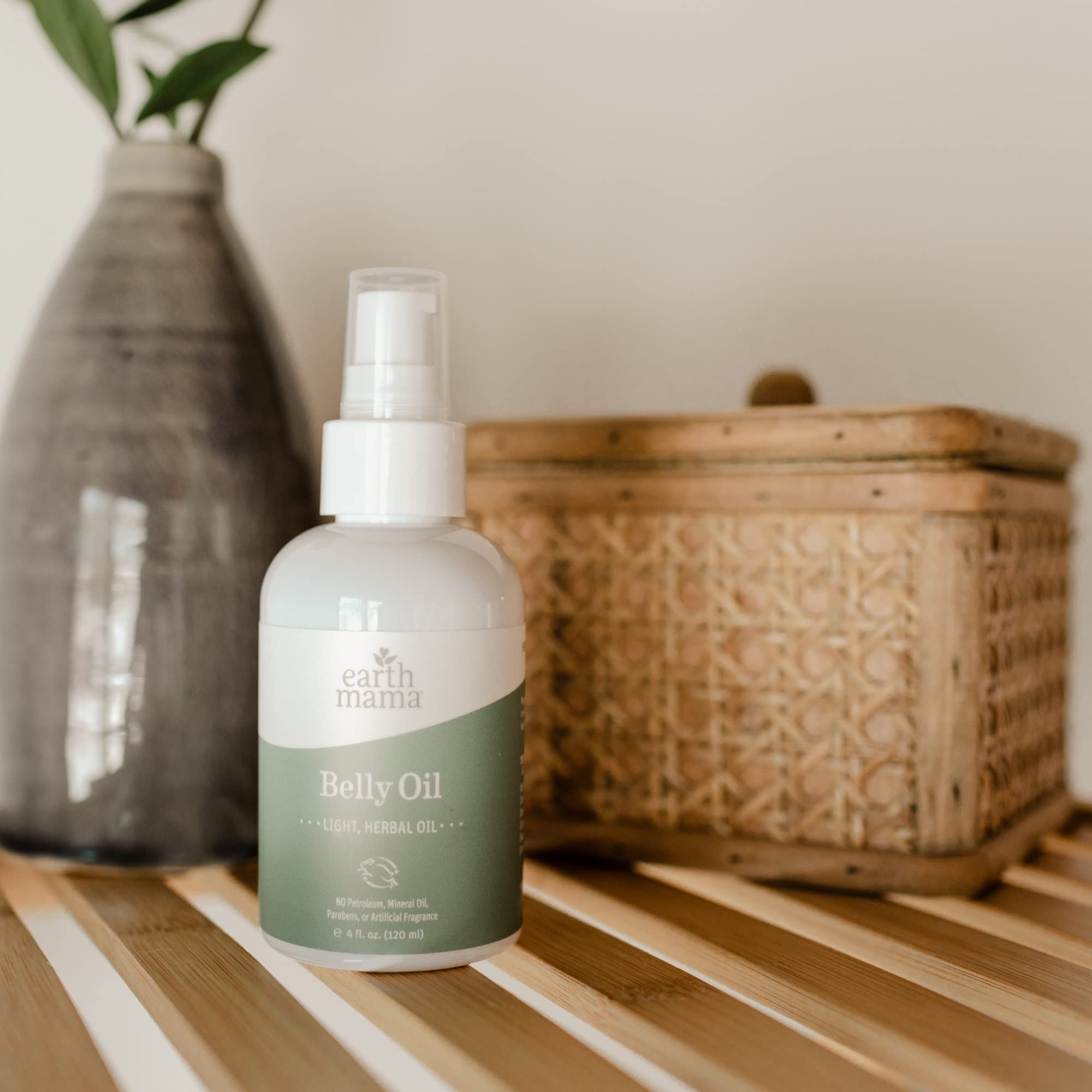 Earth Mama Belly Oil for Dry Skin – Calendula Moisturizer for Pregnancy & Postpartum | 4 fl oz (3-Pack)