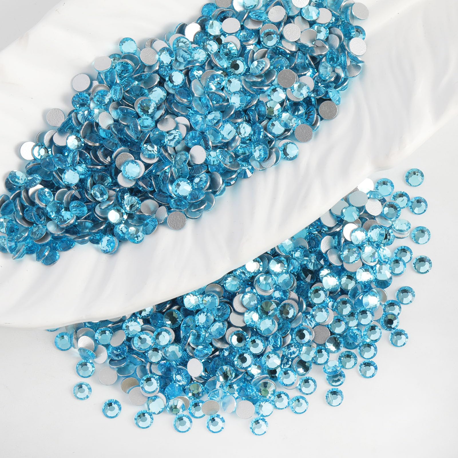 ELEEGEM 2000 PCS SS20 Flatback Rhinestones – Aquamarine Diamond-Cut Glass Gems