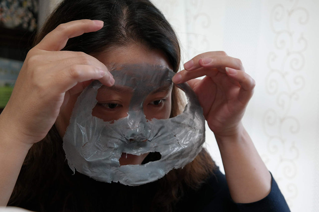 Elizavecca Milky Piggy Hell Pore Clean Up Mask 100ml – Peel Off Charcoal Pore Strips & Pore Cleansing