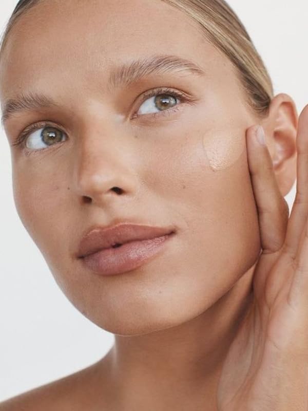 Emani HydraWear Brightening Foundation – Buildable Coverage, Hydration, Silicone-Free, Vegan & Cruelty-Free – Golden Amber