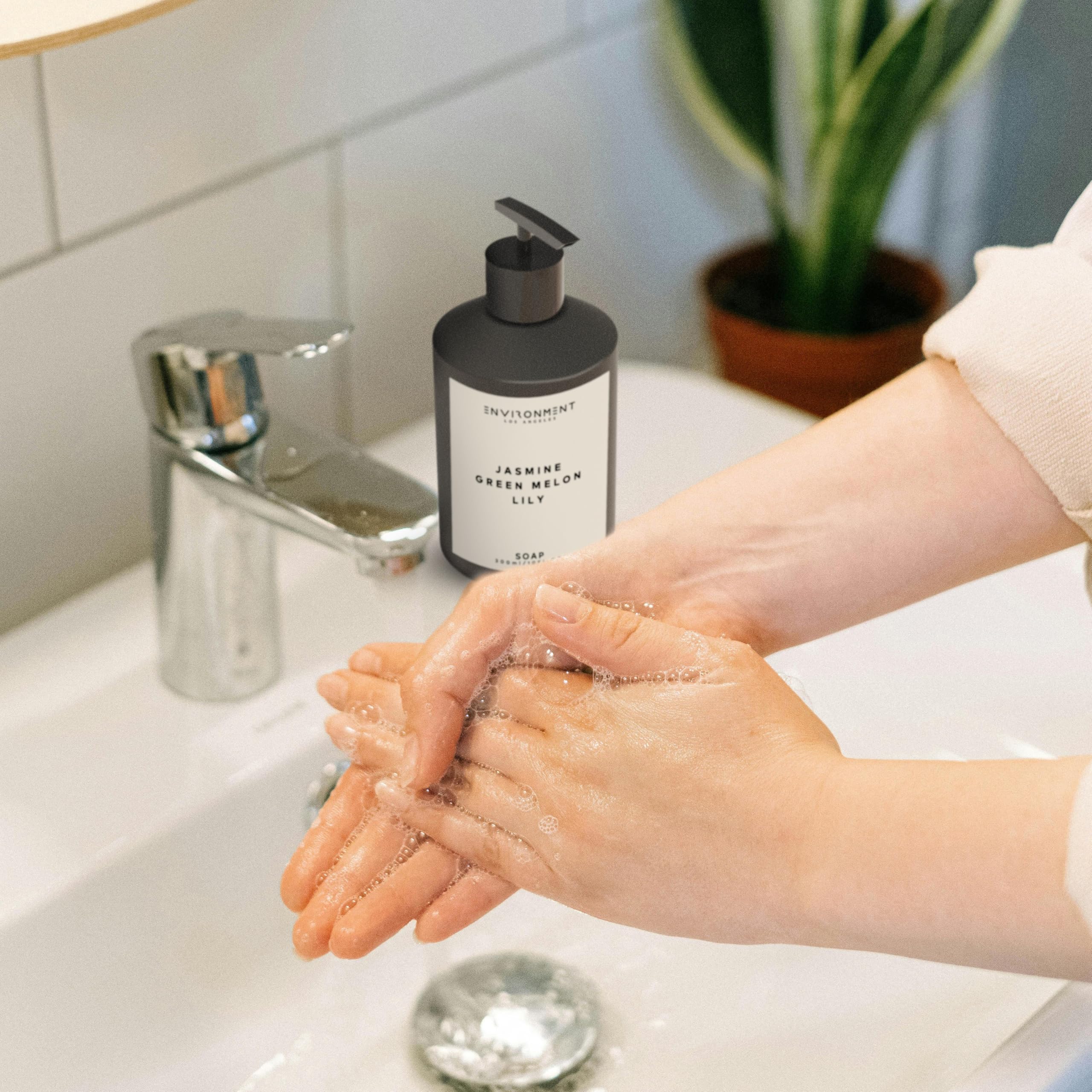 ENVIRONMENT Hand Soap 300ml – Jasmine, Green Melon, Lily | 5-Star Resort Inspired Luxury