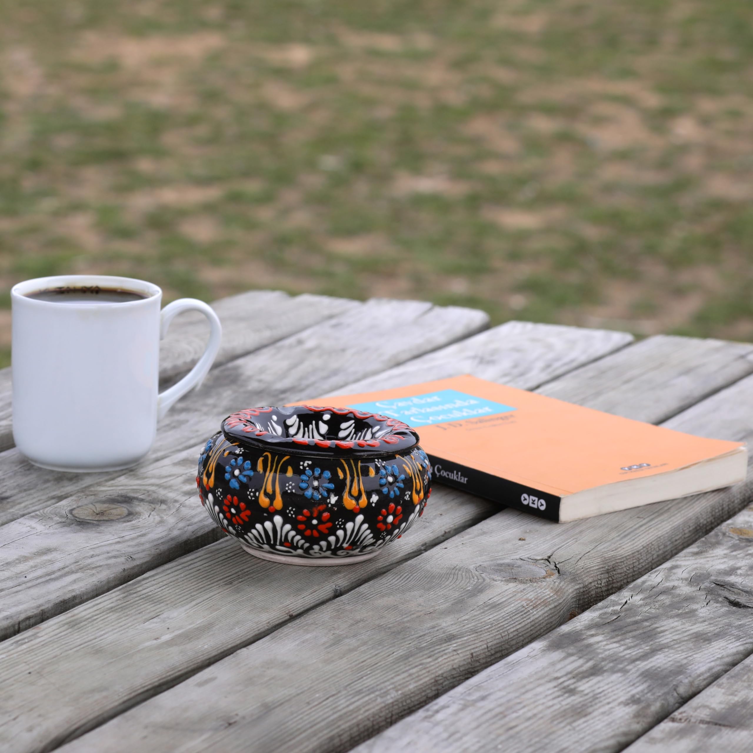 EVANILIFE Decorative Ceramic Jar with Windproof Lid – Turkish Decor (Black)