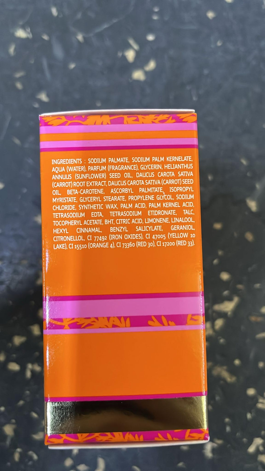 FAIR & WHITE So Carrot Exfoliating Soap – 200g | Deep Cleanse & Gentle Brightening
