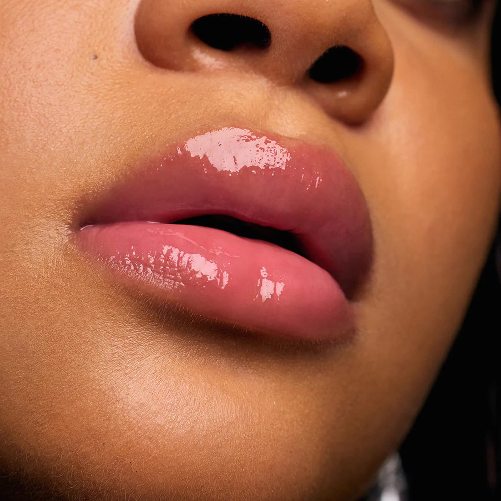 Flower Knows Shell's Jewel Nourishing Lip Glaze – Hydrating Strawberry Pink Lip Gloss with Hyaluronic, Non-Sticky 0.16 fl oz (P05 Shell Heart)