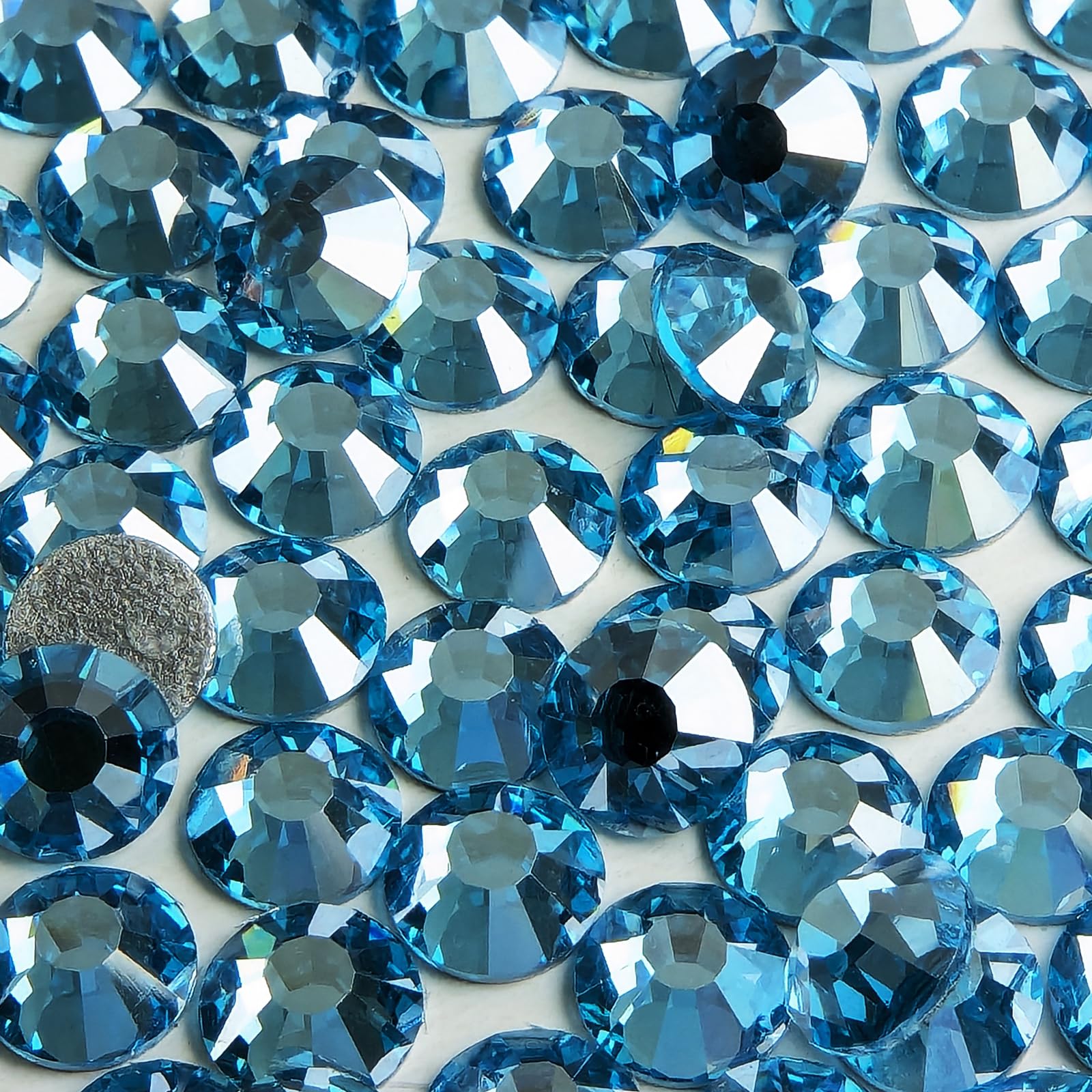 Genie Crystal SS20 Ice Aquamarine Flatback Rhinestones – 1440pcs, White-Film Coated, Non-Hotfix