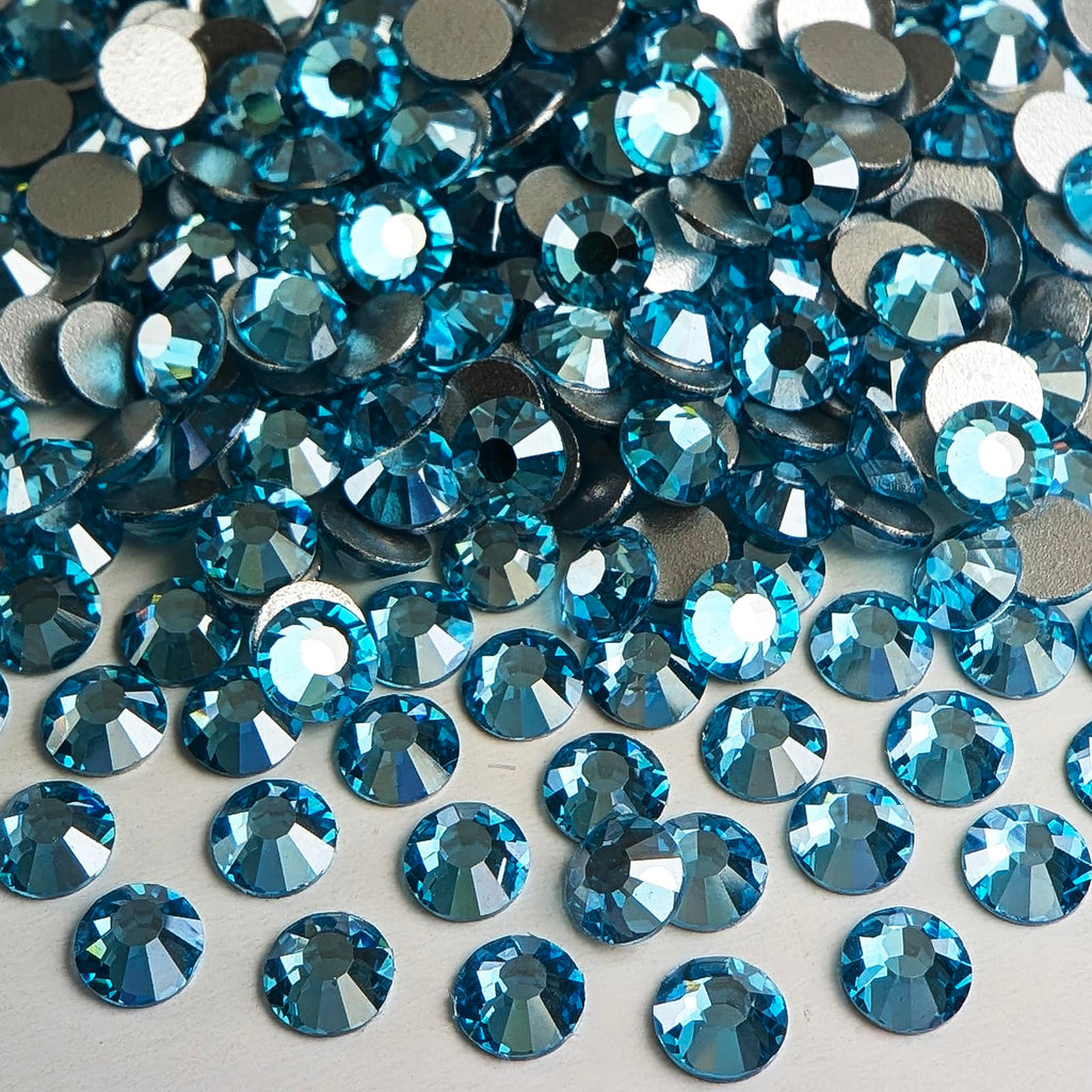 Genie Crystal SS20 Ice Aquamarine Flatback Rhinestones – 1440pcs, White-Film Coated, Non-Hotfix